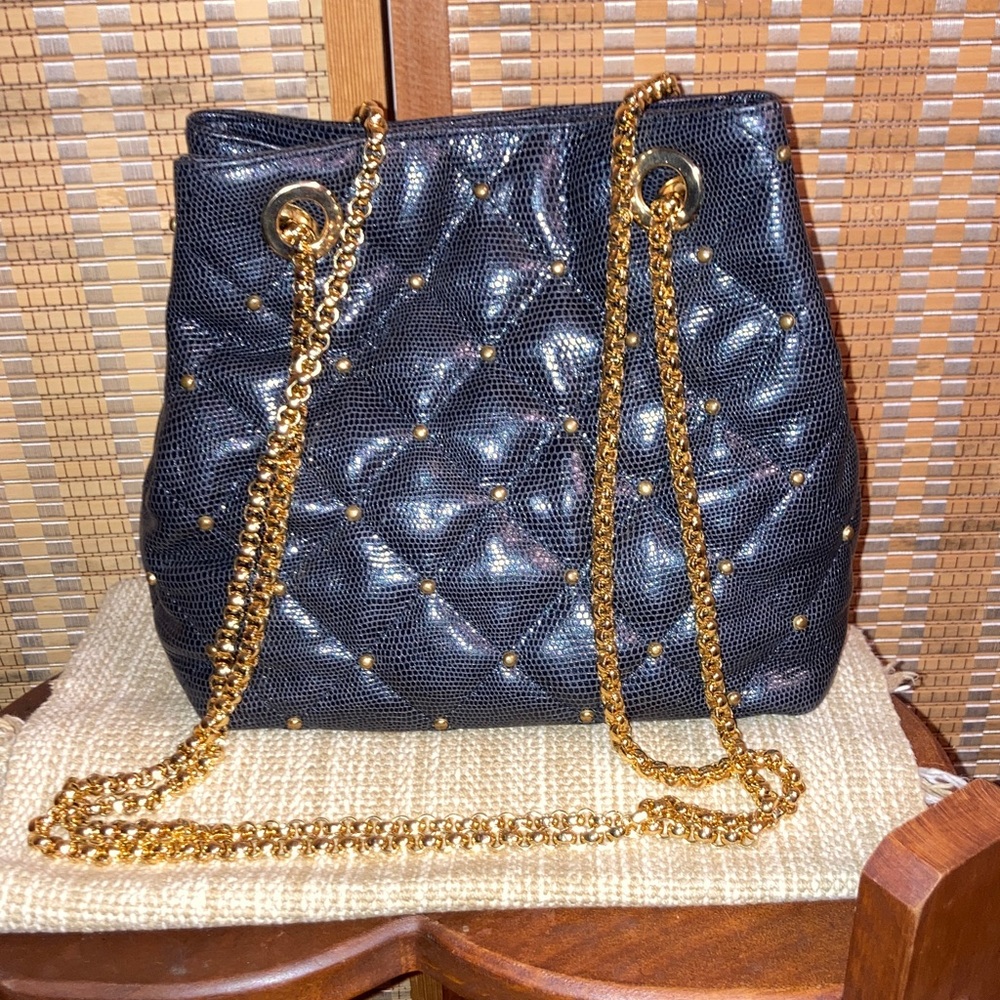 Vintage Black Quilted Shoulder Bag with Gold Chain Accents